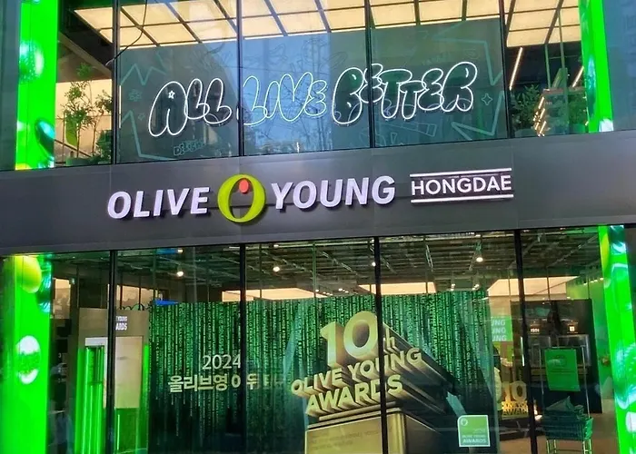 Hongdae 5 Minutes, Sangsu Station 2 Minutes, Maximum 6 People, 3 Queen Beds, Free Luggage Storage Apartamento *