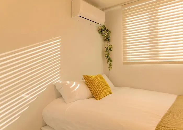 Hongdae 5 Minutes, Sangsu Station 2 Minutes, Maximum 6 People, 3 Queen Beds, Free Luggage Storage Apartamento Seúl