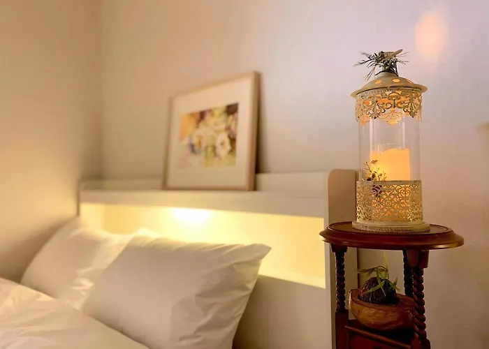 Apartamento Hongdae 5 Minutes, Sangsu Station 2 Minutes, Maximum 6 People, 3 Queen Beds, Free Luggage Storage Seúl